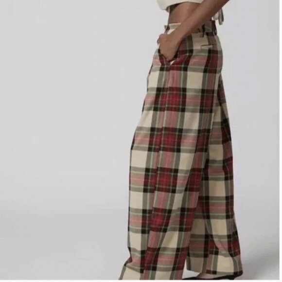 Urban Outfitters Grandpa Baggy Trouser Pant, Red Plaid, Size 2, LIKE NEW - Picture 3 of 7